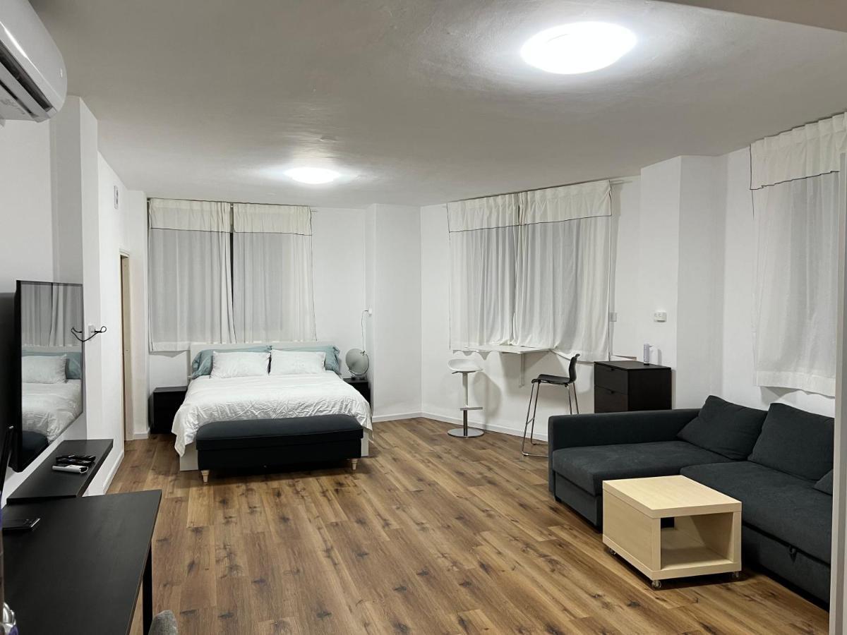 Nazarena Studio Apartment Экстерьер фото
